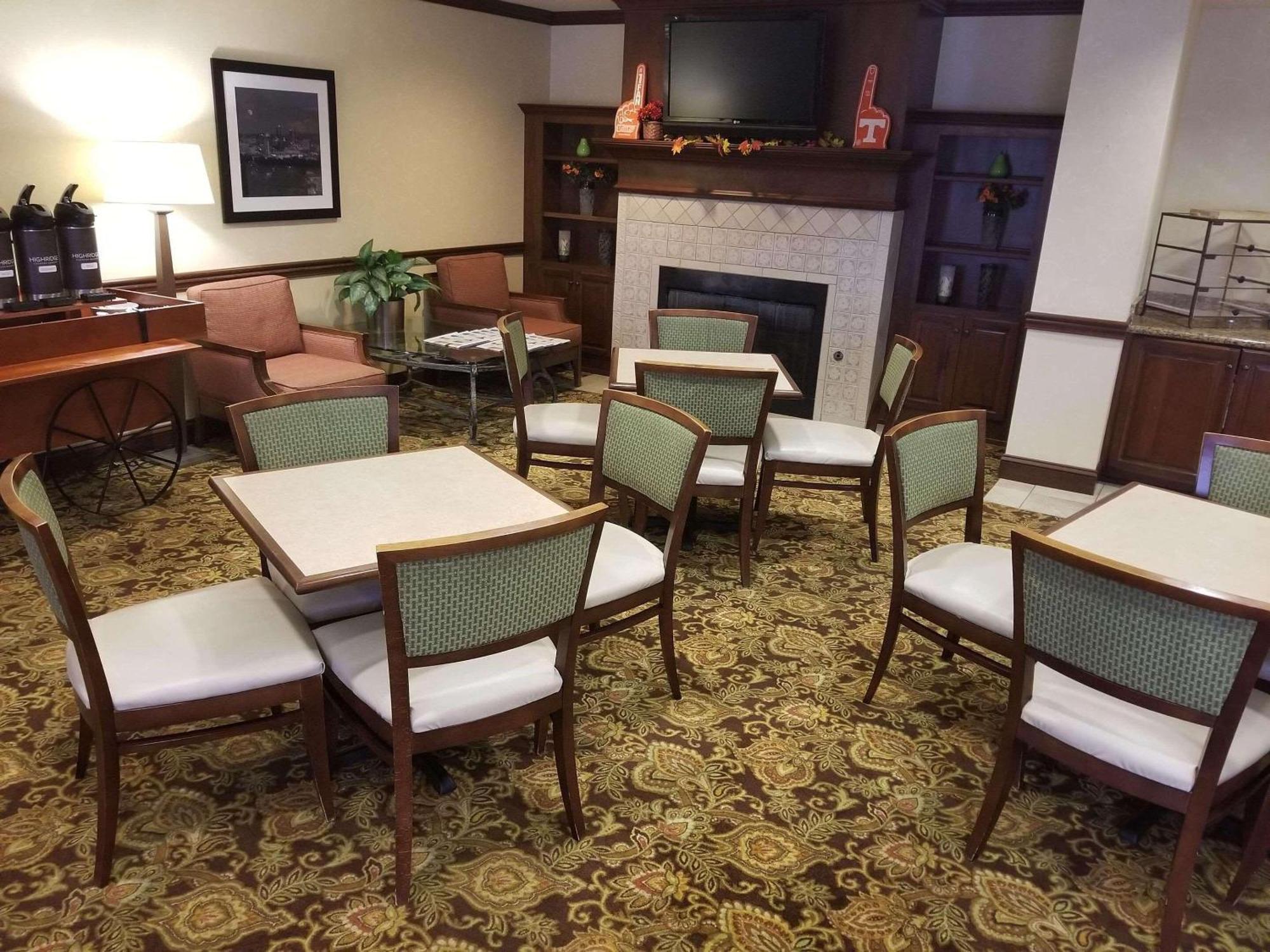 Country Inn & Suites By Radisson, Knoxville At Cedar Bluff, Tn מראה חיצוני תמונה